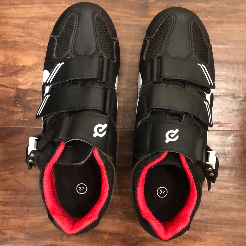 Peloton bike shoes